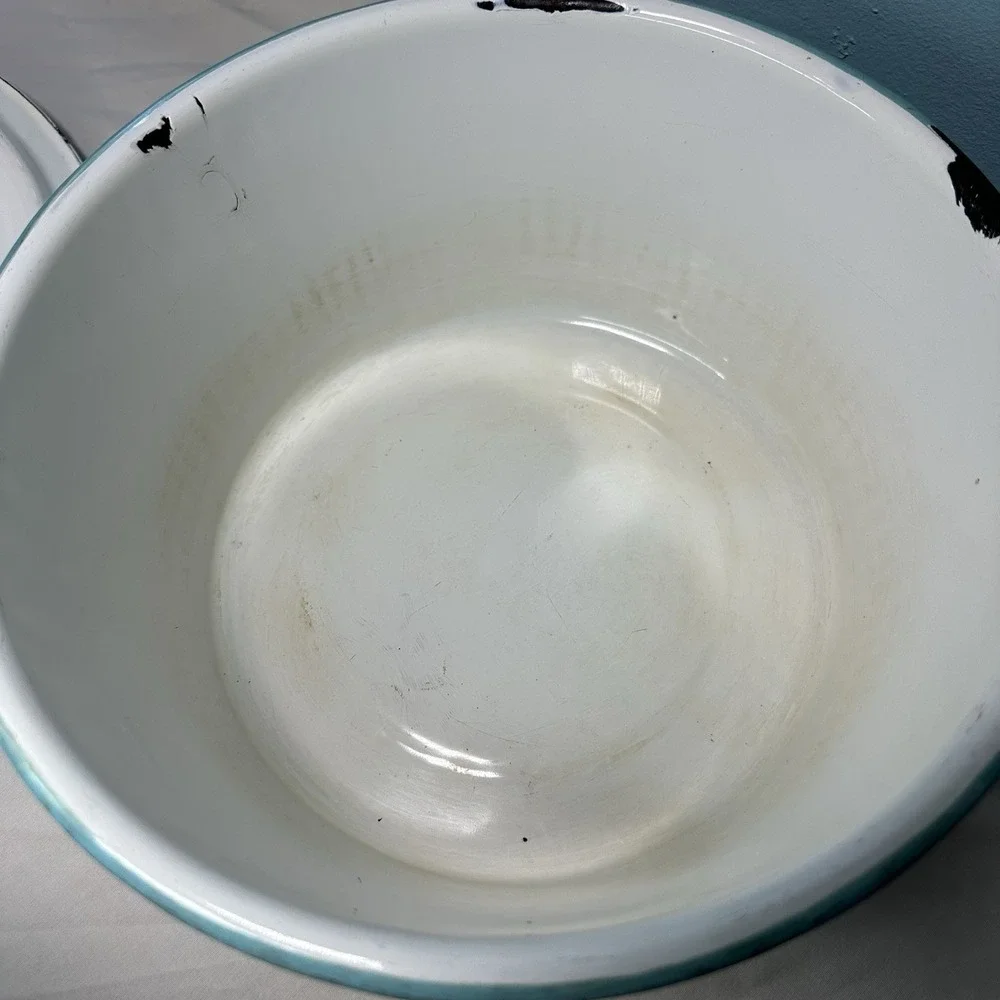 White Enamel Stock Pot 9